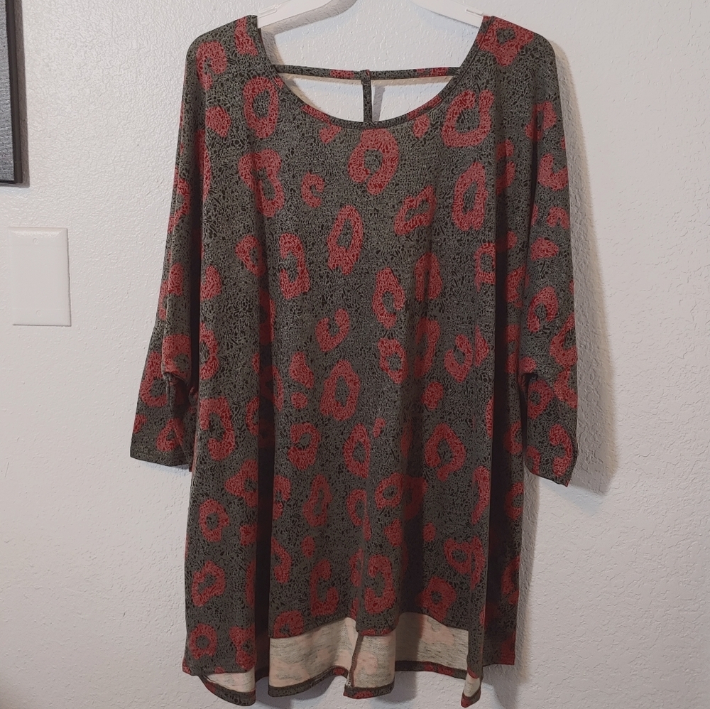 3/4 Sleeve Leopard Print Top